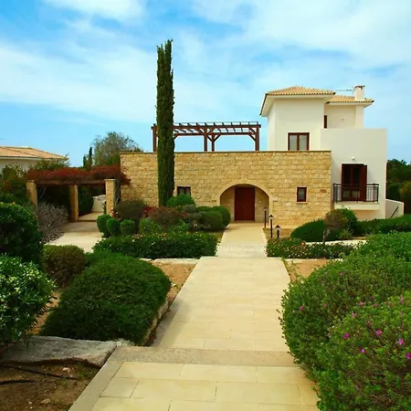 Aphrodite Hills Superior Villas Superior 0340 Air Conditioning 4 Bedrooms Villa Paphos